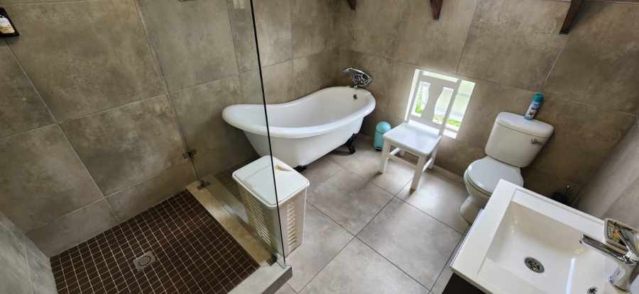 7 Bedroom Property for Sale in Jacobsbaai Western Cape